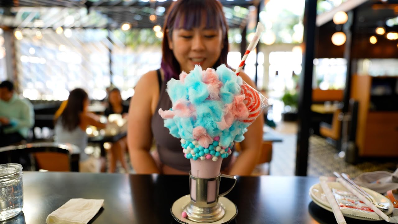 Marina Bay Sands Dining Guide: Iconic Meals & Views