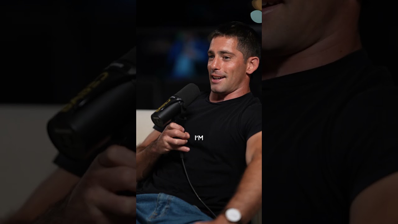 Natural vs Synthetic Fragrances: Health Risks & Better Choices