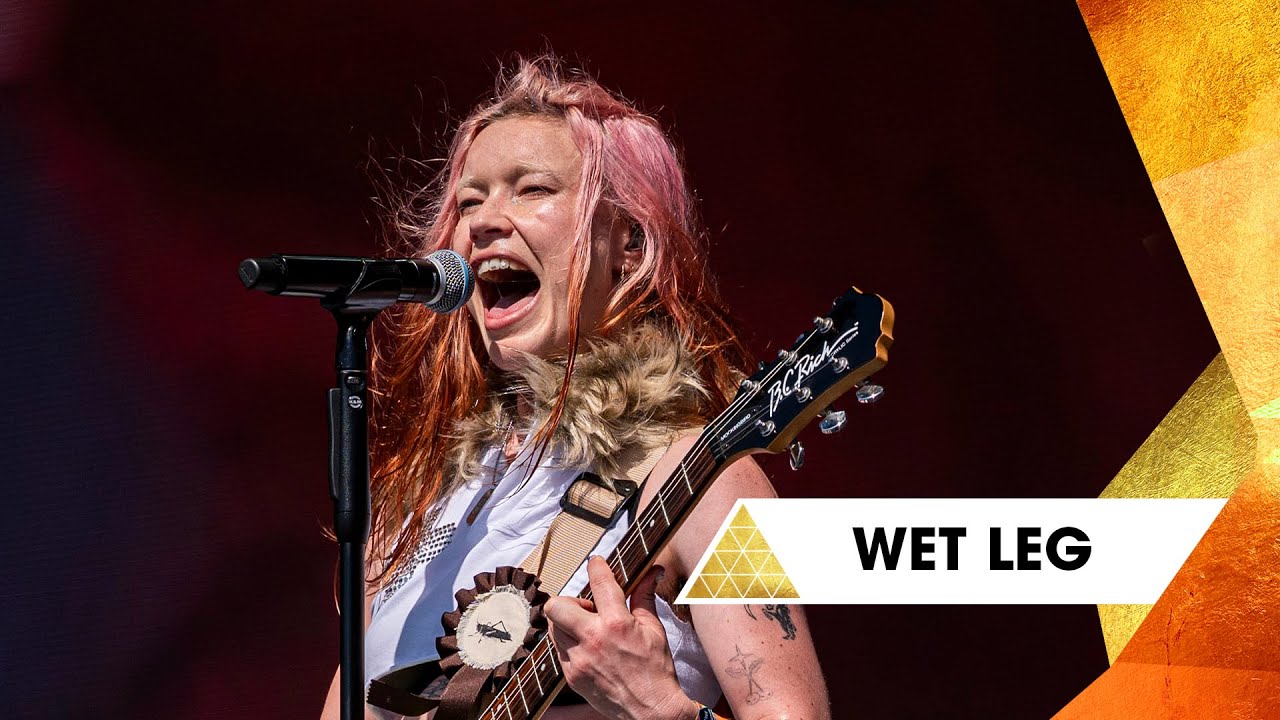 Decoding "Heat" Song Lyrics: Meaning and Analysis