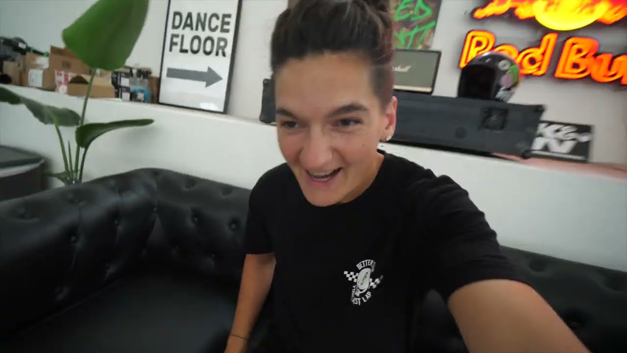 Case Garage Barcelona: DIY Car Workshop & Entrepreneurial Inspiration