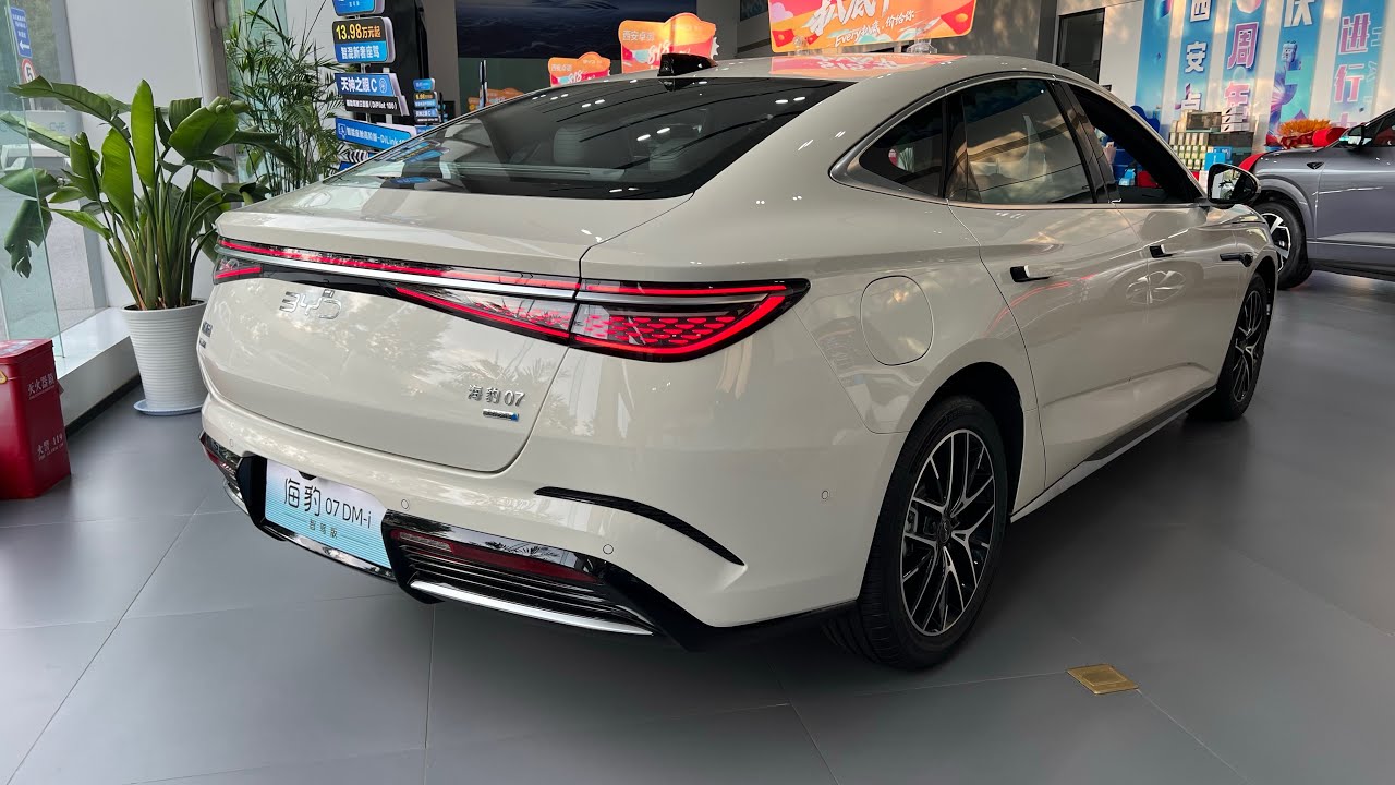 BYD Seal 07 TMI Hybrid Review: 2000km Range Under $20K