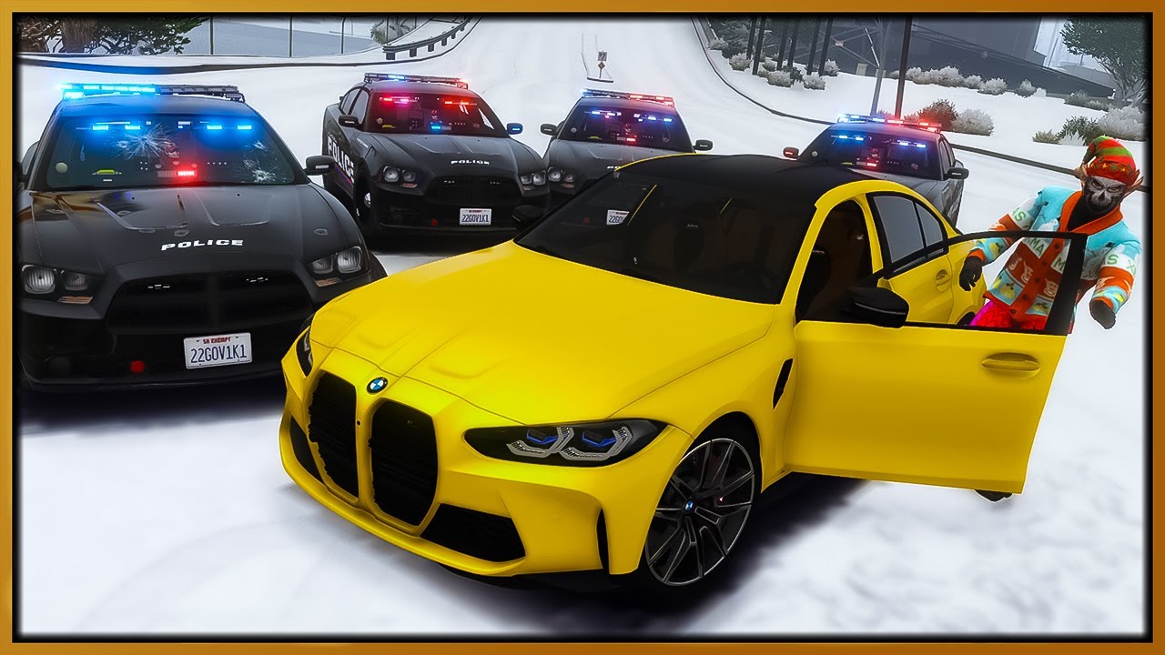 GTA 5 Christmas Chaos: Hilarious Elf Car Theft Gameplay