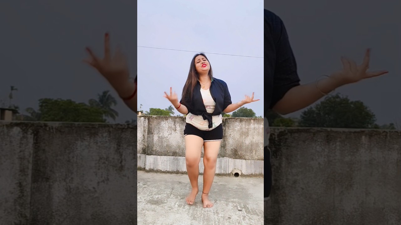 Why Love Songs Repeat Lyrics: Psychology & Cultural Impact