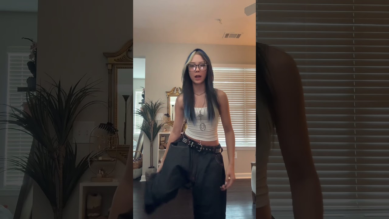 Effortless Casual Outfit Formula for Hanging Out with Friends