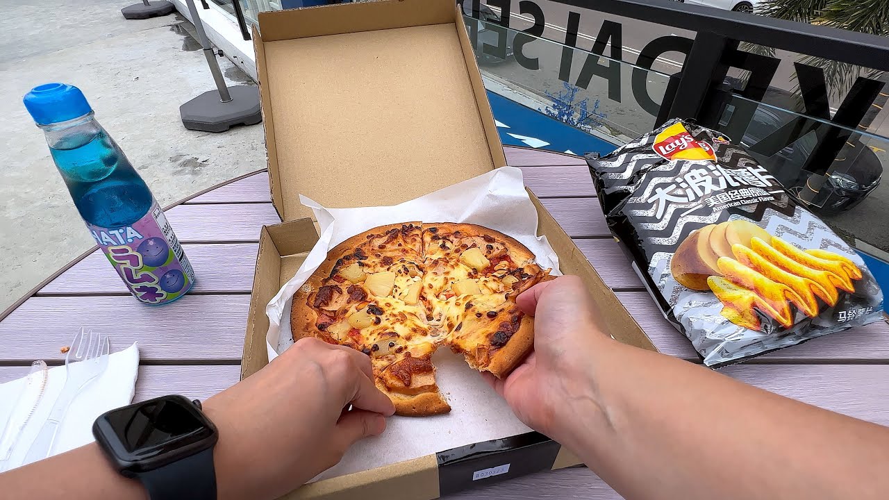 Malaysia's Blue Convenience Store & Cafe: Imported Snacks, Hot Meals & More