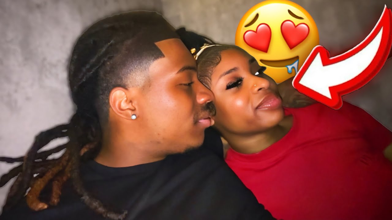 College Halloween Vlog Chaos: Denny's Disaster & Dorm Pranks