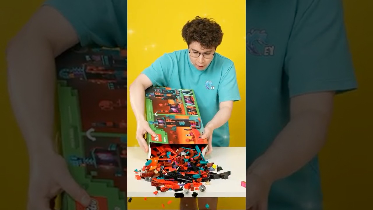 LEGO Minecraft Blindfold Challenge: Why Never Stare at Endermen