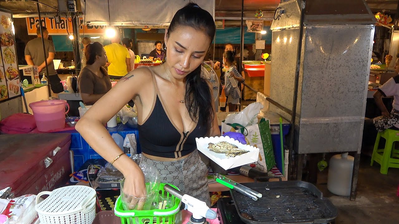 Must-Try Street Foods: Savory to Sweet Market Delights