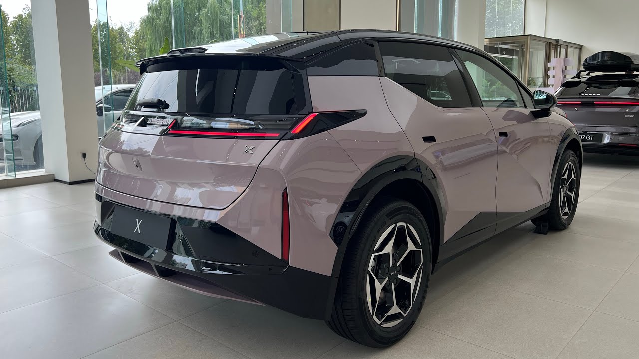 Jer 2095 X Review: Premium Electric Hatchback Analysis